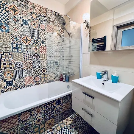 Kolobrzeska Prl With Modern Touch