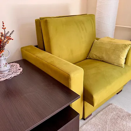 Kolobrzeska Prl With Modern Touch *