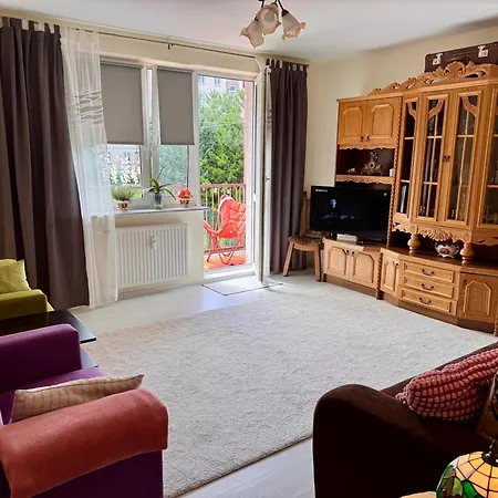 Kolobrzeska Prl With Modern Touch