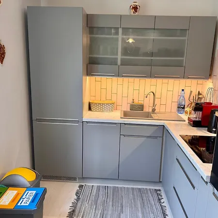 Kolobrzeska Prl With Modern Touch Apartamento