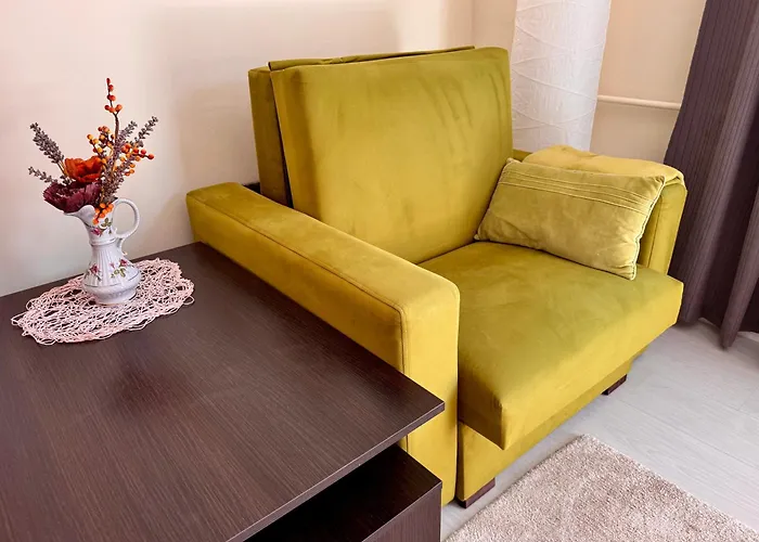 Kolobrzeska Prl With Modern Touch *