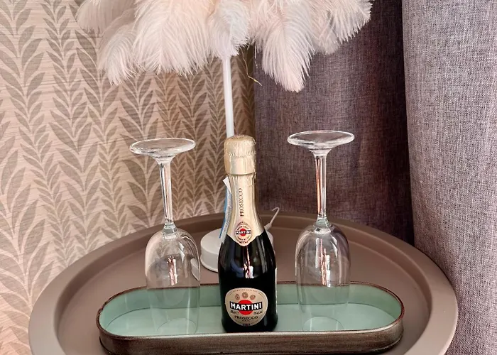 Kolobrzeska Prl With Modern Touch *