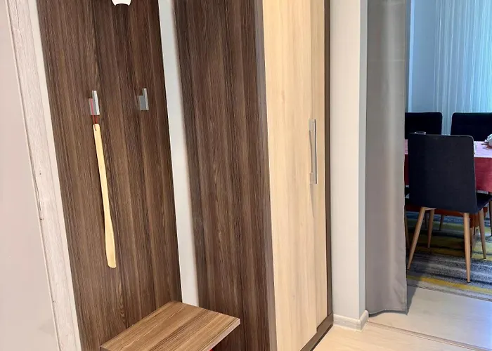 Kolobrzeska Prl With Modern Touch Apartamento