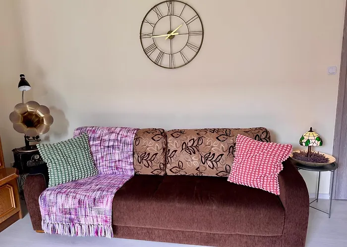 Apartamento Kolobrzeska Prl With Modern Touch